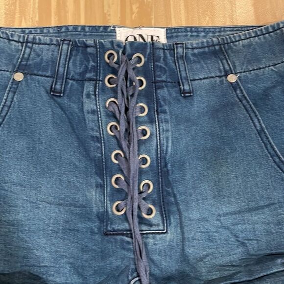 NWOT One Teaspoon Vixen Superfreaks Lace Up Low Waist Denim Shorts Festival 26 - Picture 4 of 13